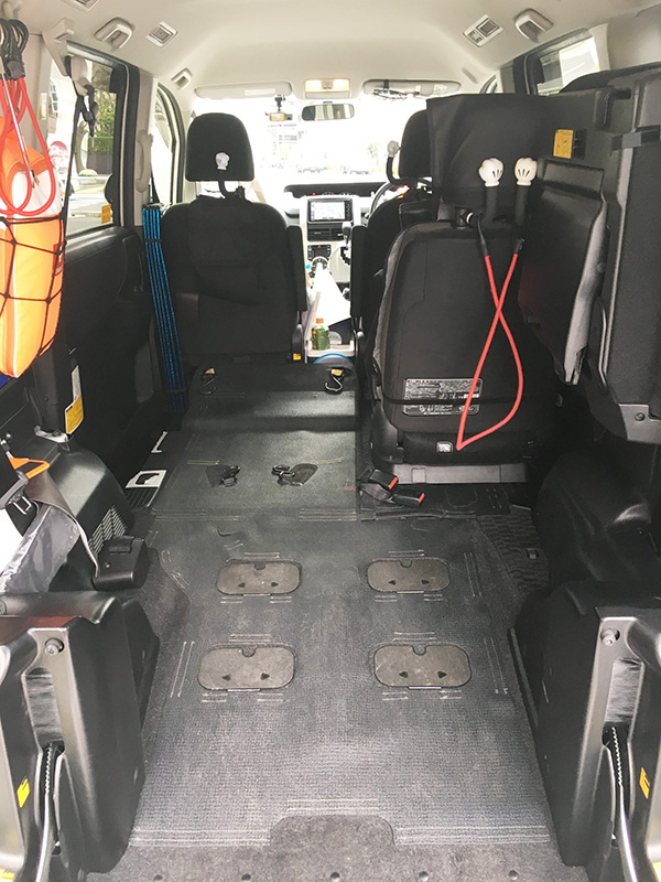 wheelchair accessible taxi